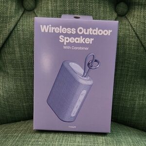 Wireless Outdoor Speaker with Carabiner - Blue